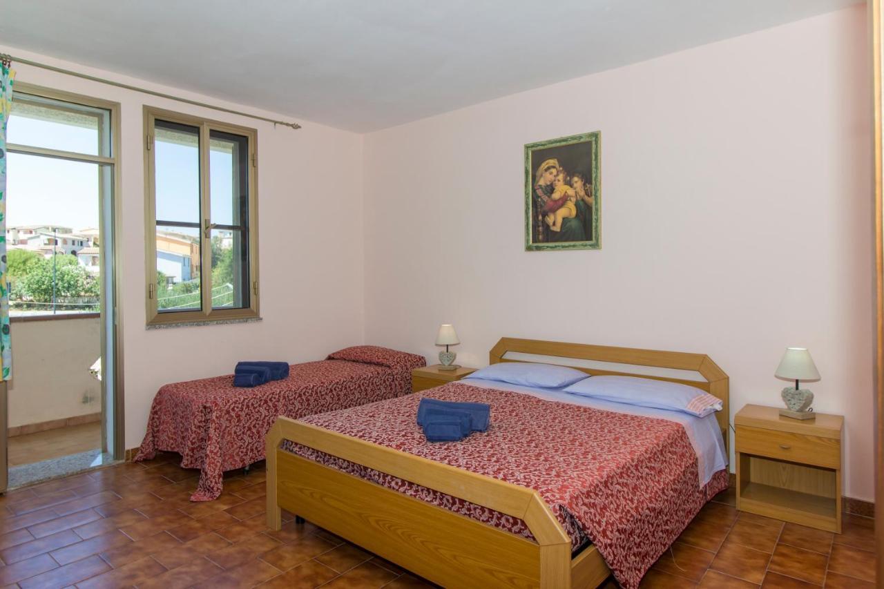 Appartamenti In Villa Con Ampio Giardino Esterno Posada  Ngoại thất bức ảnh